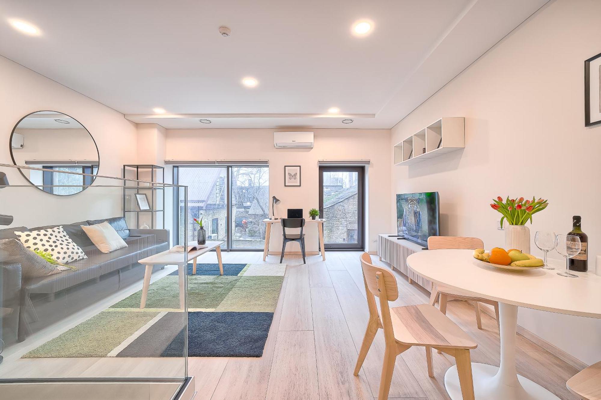Business-Class Apartments 2 X Free Parking X Self Check In 24X7 빌뉴스 외부 사진